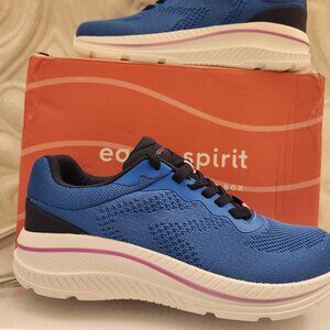 Easy Spirit Pippa Sneakers. NIB. Size 9 Wide